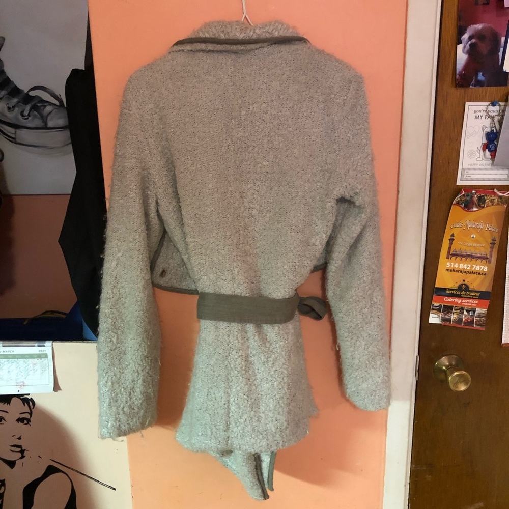 Guess jacket - Picture 3 of 7